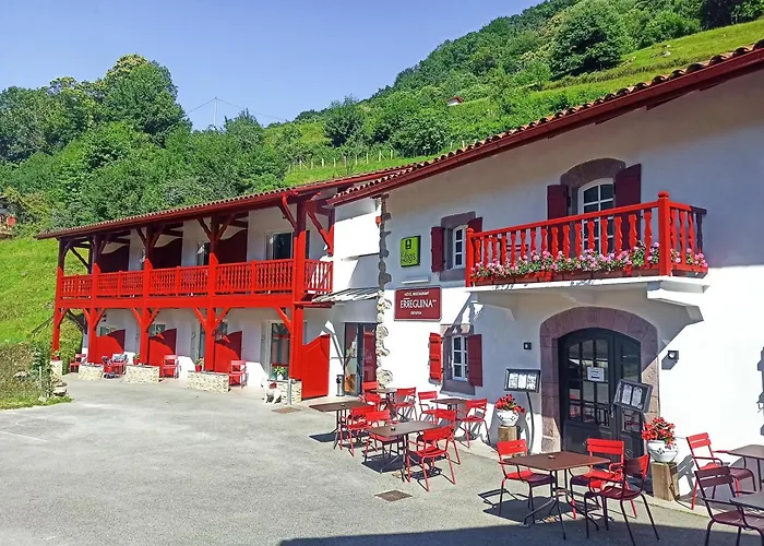 Logis Hotel Erreguina