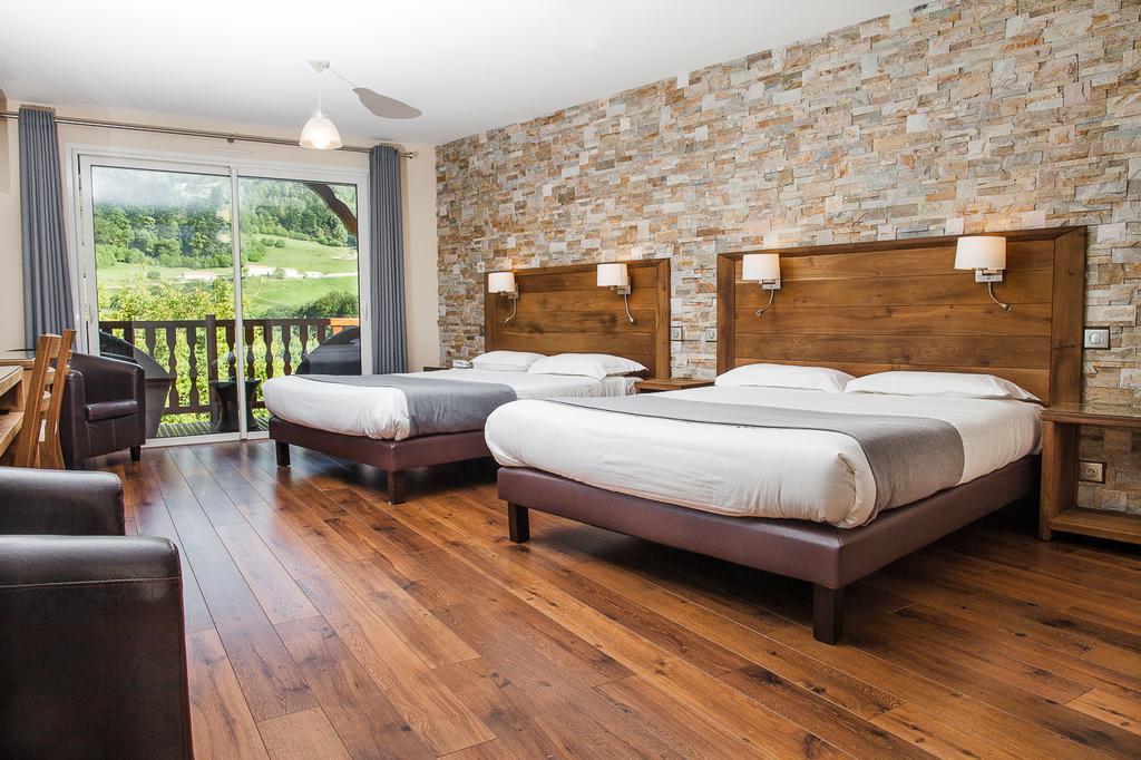Hotel Logis Erreguina